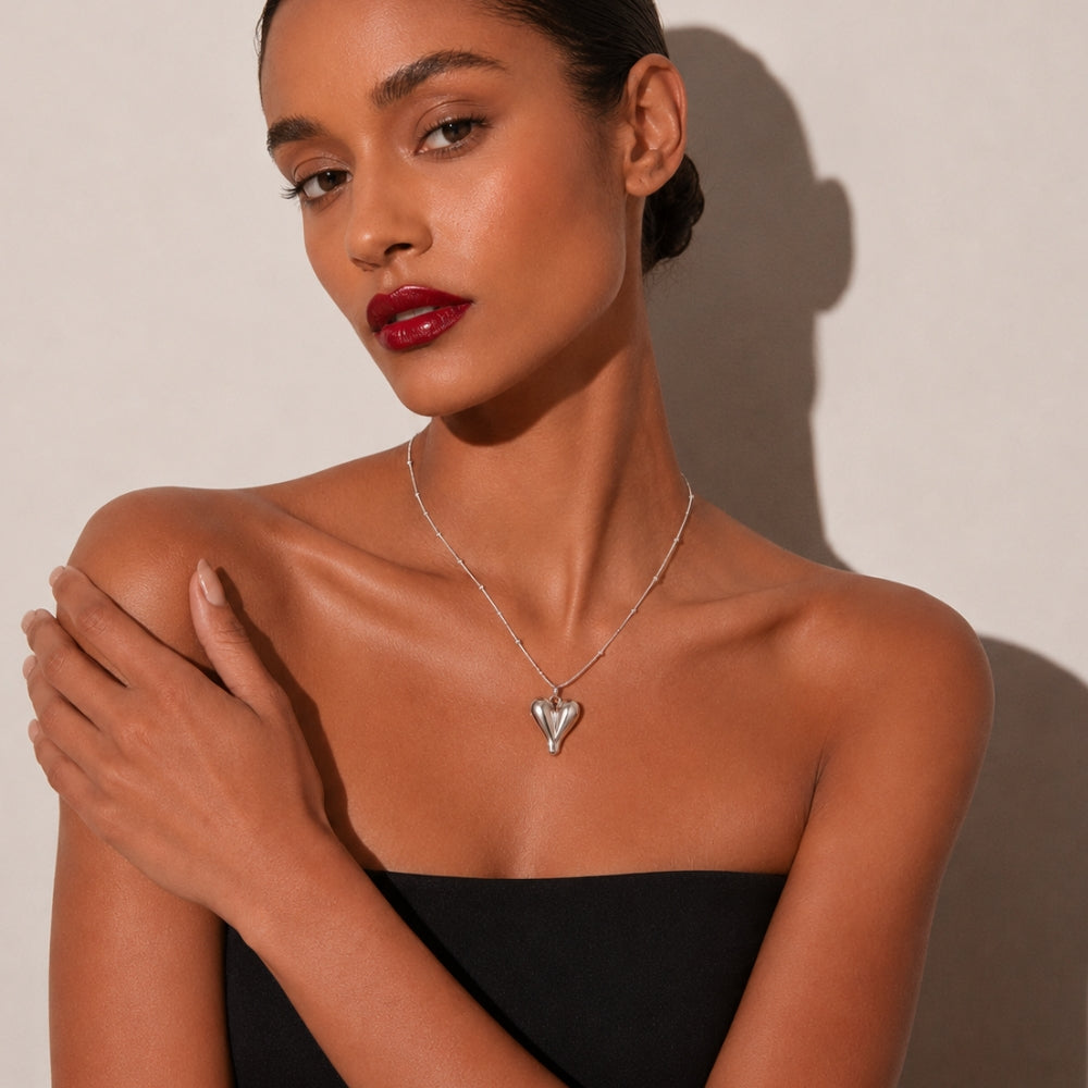 Vessa Necklace