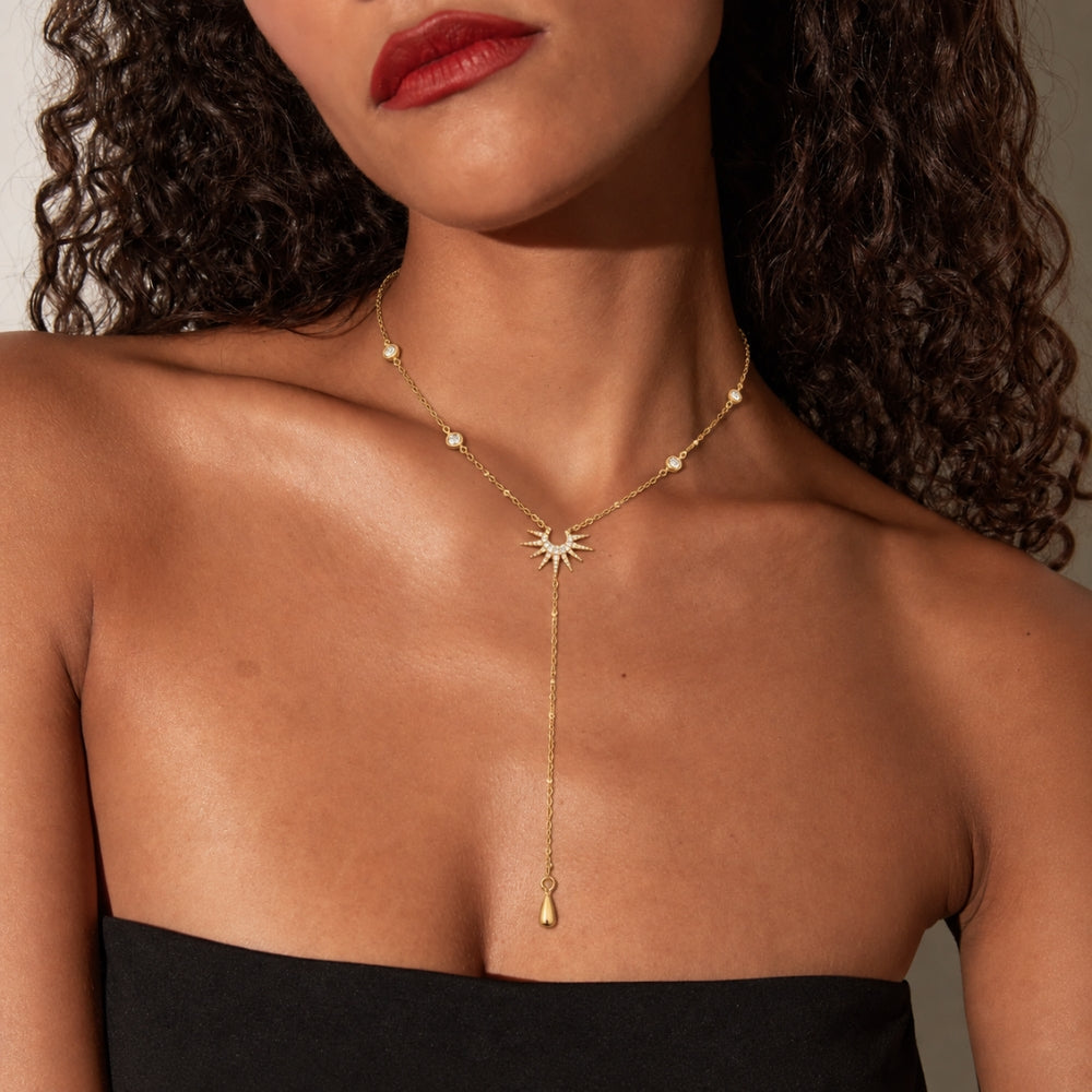 Veylora Necklace