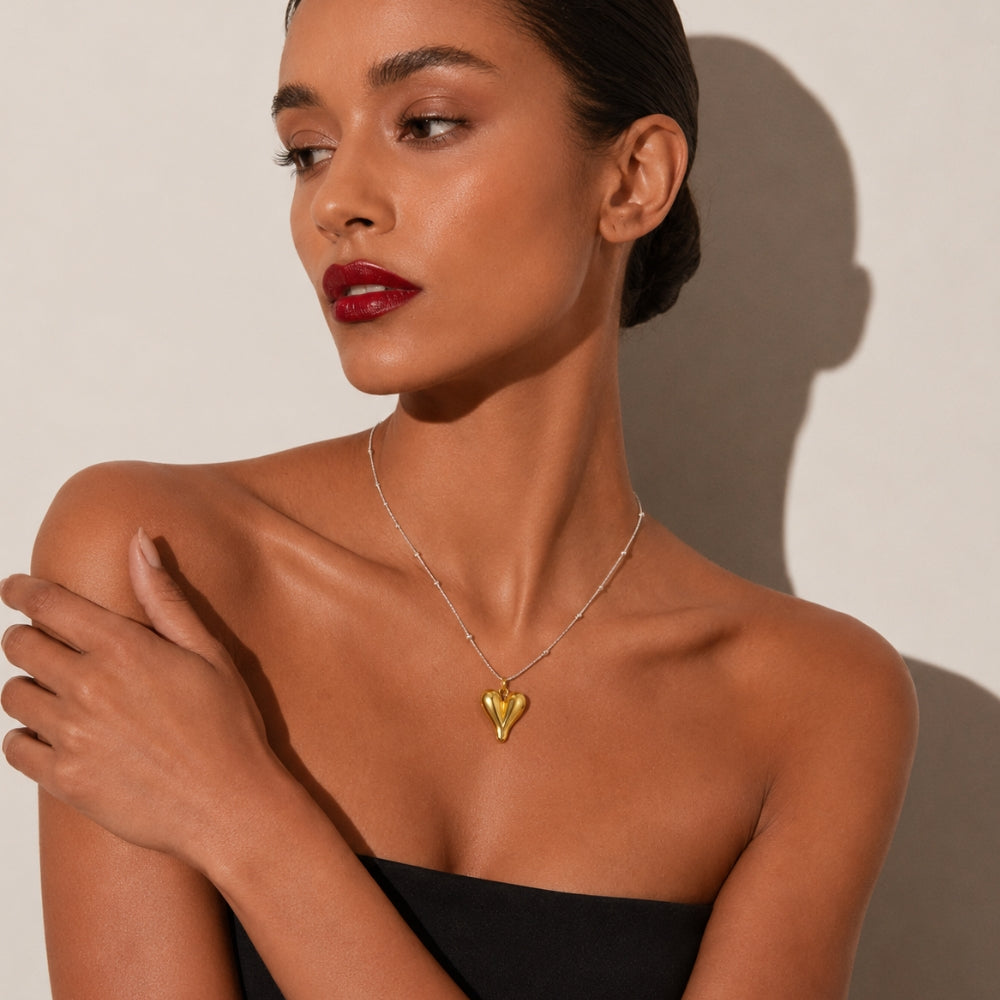 Vessa Necklace