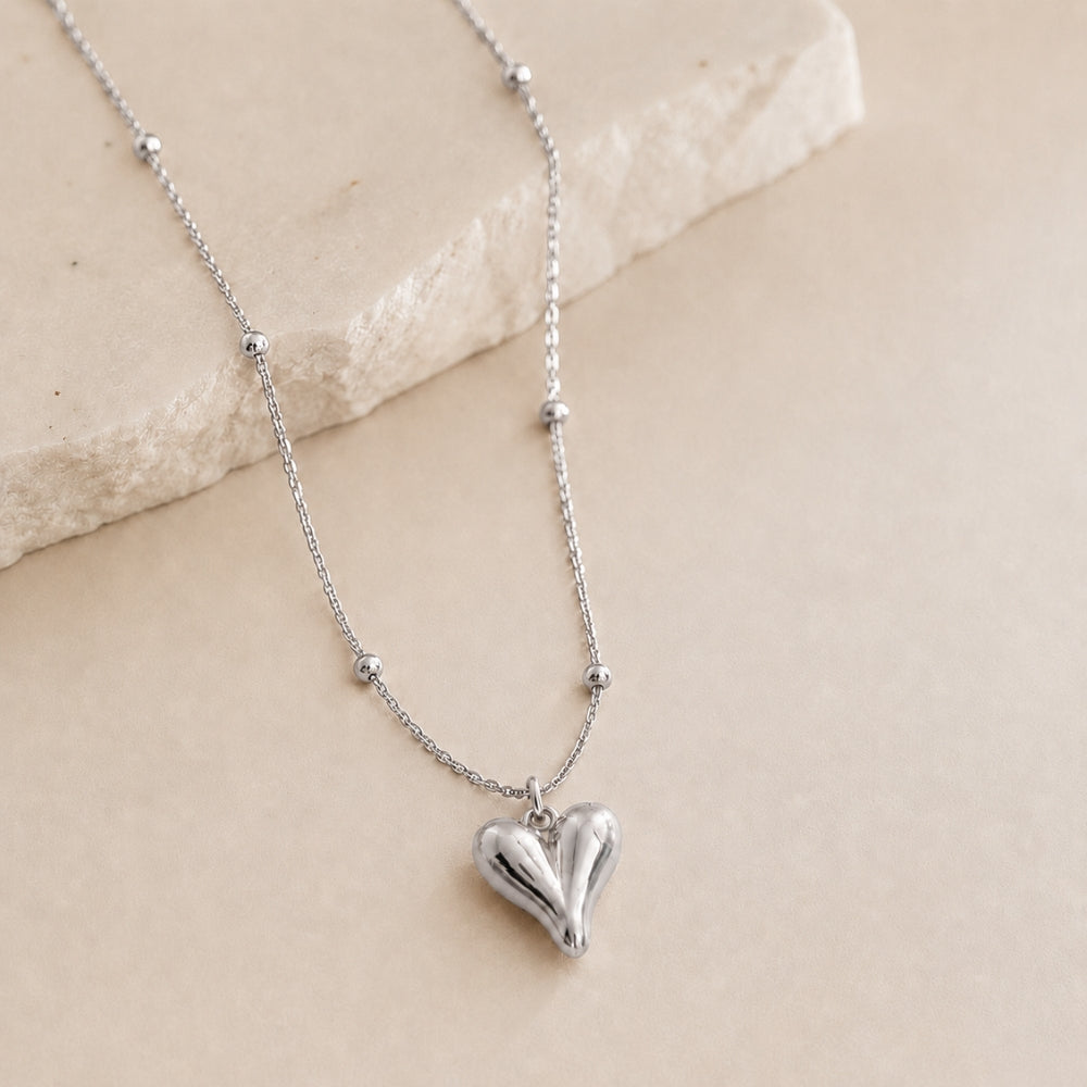 Vessa Necklace