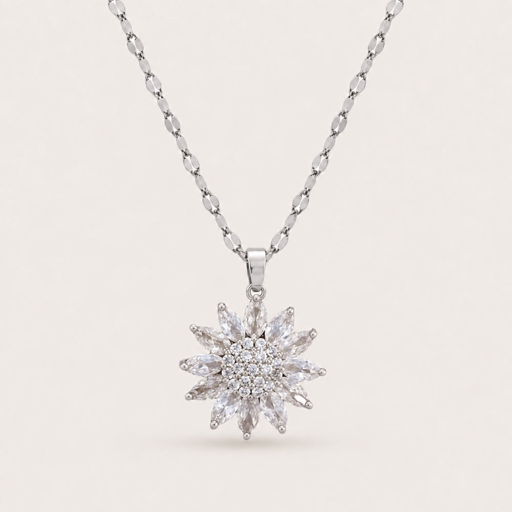 Marquisse Spinning Necklace